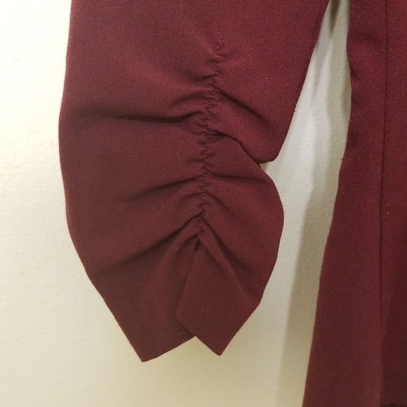 Blazer - Picture 3 of 4